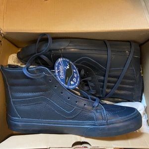 Leather Vans zip up Sk8 high tops